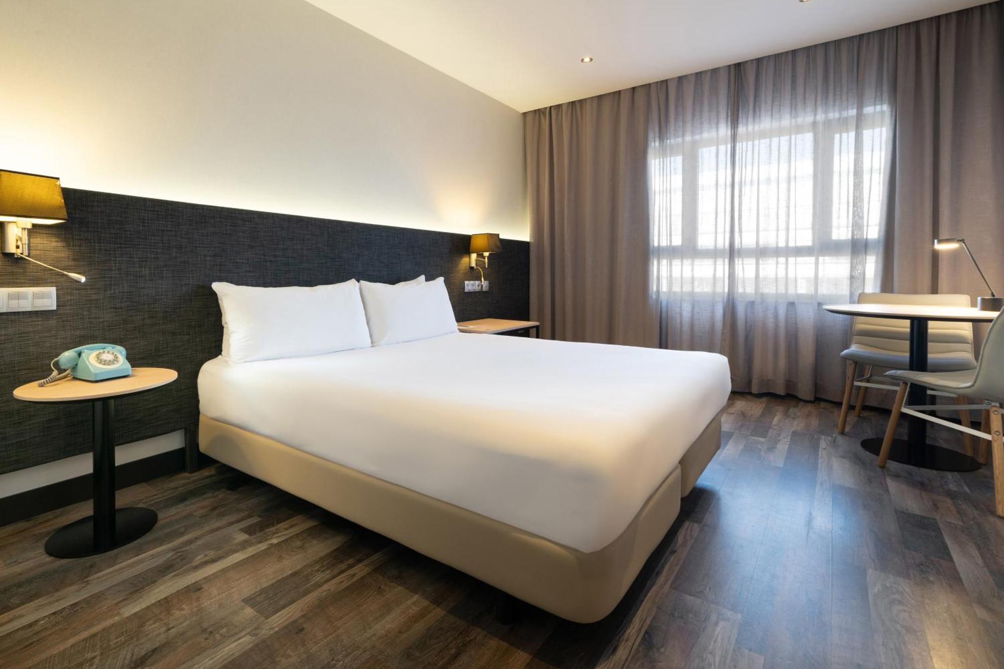 Hotel Cadiz Paseo Del Mar, Affiliated By Melia Eksteriør bilde