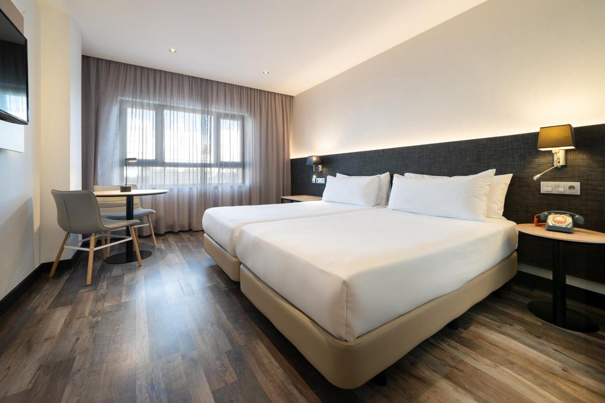 Hotel Cadiz Paseo Del Mar, Affiliated By Melia Eksteriør bilde